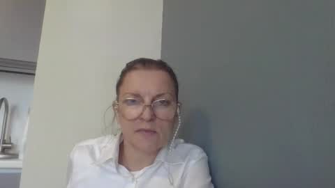 Snapshot of evaglad chatting on September 2025 07:32:01 AM evaglad online show from September 2025 07:32:01 AM