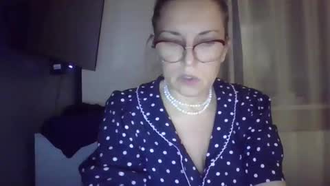 Snapshot of evaglad chatting on September 2025 08:03:01 PM evaglad online show from September 2025 08:03:01 PM