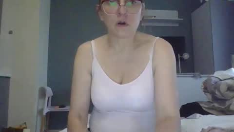 Snapshot of evaglad chatting on October 2025 05:49:02 AM evaglad online show from October 2025 05:49:02 AM