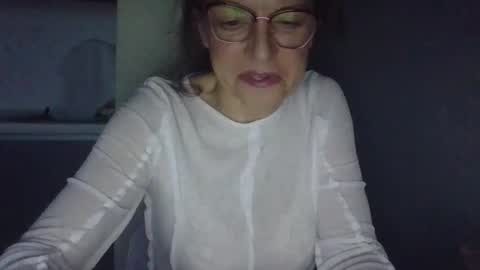 Snapshot of evaglad chatting on October 2025 05:42:02 AM evaglad online show from October 2025 05:42:02 AM