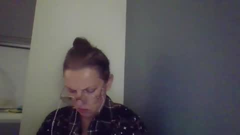 Snapshot of evaglad chatting on November 2025 02:30:02 PM evaglad online show from November 2025 02:30:02 PM