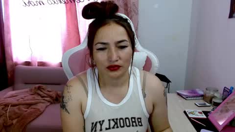 Snapshot of evagrays chatting on February 2025 07:05:01 PM Eva online show from February 2025 07:05:01 PM