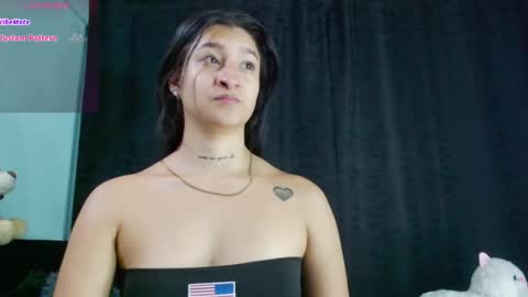 Snapshot of evah_lee chatting on October 2025 01:58:02 AM Evah Lee online show from October 2025 01:58:02 AM