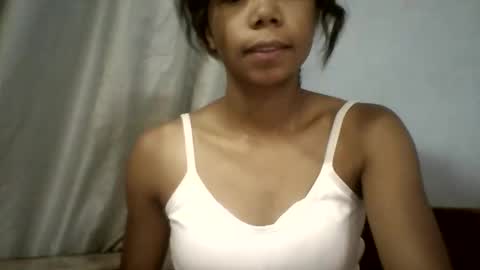 Snapshot of evahaldy chatting on February 2026 05:11:01 AM evahaldy online show from February 2026 05:11:01 AM