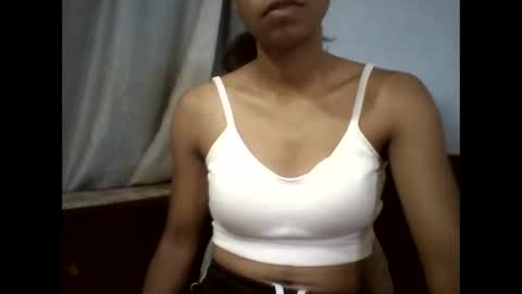 Snapshot of evahaldy chatting on February 2026 05:17:02 AM evahaldy online show from February 2026 05:17:02 AM