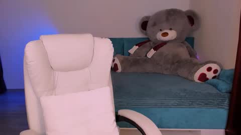 Snapshot of evaharve chatting on December 2024 01:37:02 AM Eva online show from December 2024 01:37:02 AM