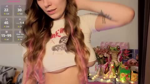 evahere4you online show from April 2026 03:25:01 PM