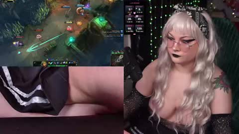 Snapshot of evamilaa chatting on November 2025 10:25:02 AM Eva online show from November 2025 10:25:02 AM