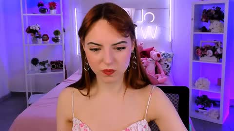 Eva  online show from February 2025 08:52:02 AM