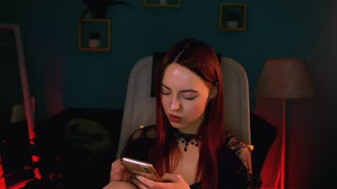 Snapshot of evanellson chatting on April 2026 06:03:02 PM Eva online show from April 2026 06:03:02 PM