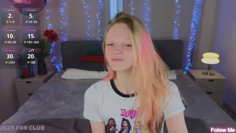 Snapshot of evangel1ne chatting on January 2025 09:25:02 AM evangel1ne online show from January 2025 09:25:02 AM