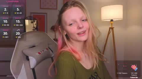 Snapshot of evangel1ne chatting on February 2025 03:26:01 PM evangel1ne online show from February 2025 03:26:01 PM