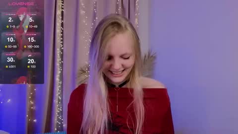 Snapshot of evangel1ne chatting on October 2025 09:35:02 PM evangel1ne online show from October 2025 09:35:02 PM