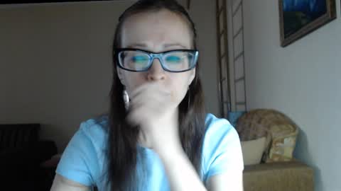 Snapshot of evangeline06 chatting on March 2026 09:05:01 AM YourMistress online show from March 2026 09:05:01 AM