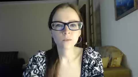 Snapshot of evangeline06 chatting on March 2026 09:49:02 AM YourMistress online show from March 2026 09:49:02 AM