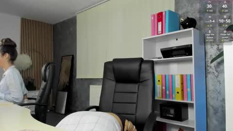 Snapshot of evanoellex chatting on November 2025 07:46:02 PM Your Fantasy online show from November 2025 07:46:02 PM