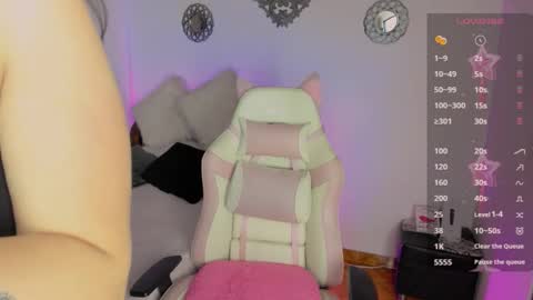 Snapshot of evans_hailey_15 chatting on November 2025 05:32:02 AM hailey online show from November 2025 05:32:02 AM