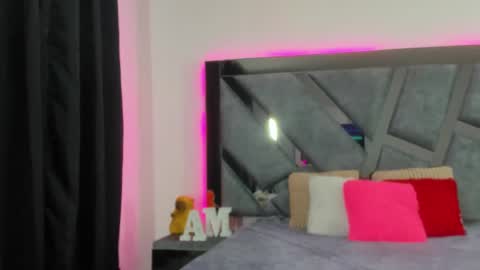 Evan and Susan online show from October 2025 03:20:01 PM