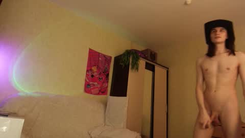 Snapshot of evanships chatting on February 2026 07:41:01 PM Evan online show from February 2026 07:41:01 PM