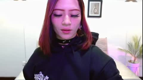 Evanssa lx online show from December 2025 01:27:01 PM