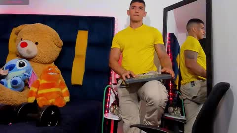 Snapshot of evansstorm01 chatting on October 2025 03:20:02 AM online show from October 2025 03:20:02 AM