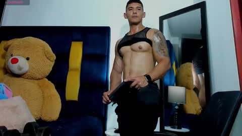 Snapshot of evansstorm01 chatting on October 2025 04:35:02 AM online show from October 2025 04:35:02 AM