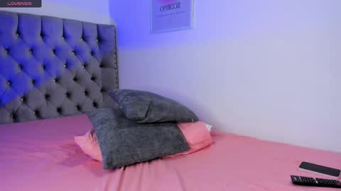 Eva Olimpo online show from April 2026 12:19:01 AM