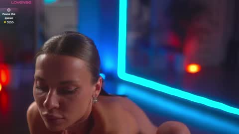 evaorion_ online show from January 2025 08:18:01 PM