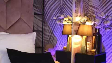 Snapshot of evarhea chatting on November 2025 04:01:02 AM EvaRhea online show from November 2025 04:01:02 AM