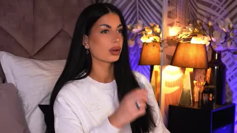 Snapshot of evarhea chatting on January 2026 04:05:02 AM EvaRhea online show from January 2026 04:05:02 AM