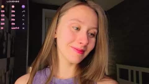 Eva online show from November 2025 07:15:01 PM