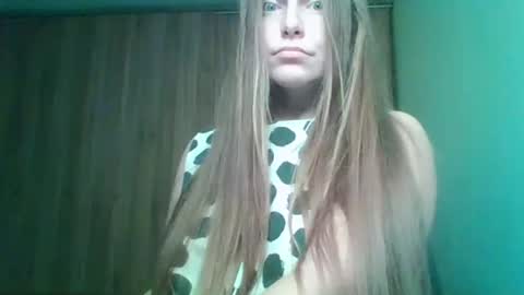 Snapshot of evasapples2026 chatting on February 2026 06:55:02 PM evasapples2026 online show from February 2026 06:55:02 PM