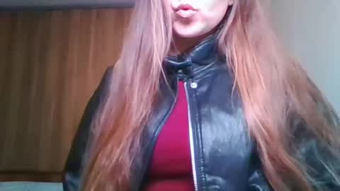 evasapples2026 online show from March 2026 09:59:02 PM