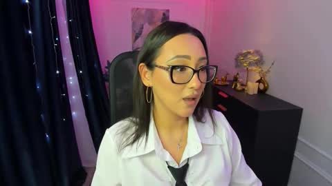 evasarazardje online show from January 2026 07:17:01 PM