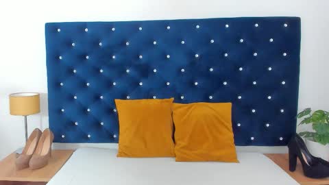 Snapshot of evawetdream chatting on October 2025 05:49:02 AM Eva online show from October 2025 05:49:02 AM