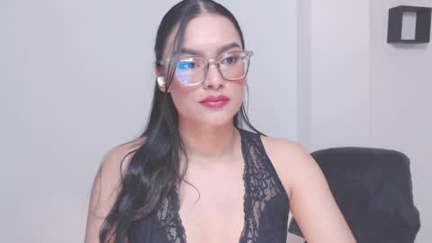 Snapshot of eve_rox18 chatting on April 2026 12:03:02 AM Eve Rox18 online show from April 2026 12:03:02 AM