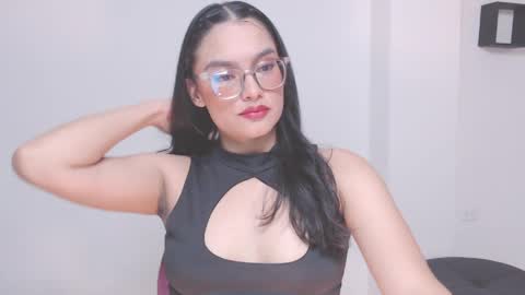 Snapshot of eve_rox18 chatting on May 2026 10:43:02 AM Eve Rox18 online show from May 2026 10:43:02 AM