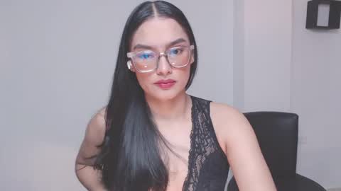 Snapshot of eve_rox18 chatting on May 2026 09:20:01 PM Eve Rox18 online show from May 2026 09:20:01 PM