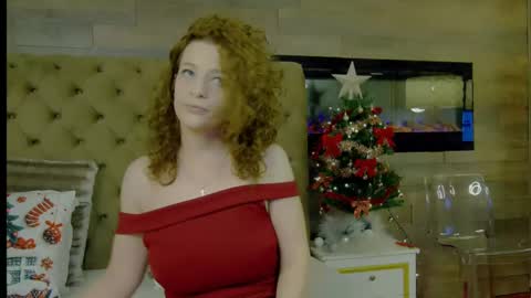 EveHamilton online show from December 2024 08:04:01 PM