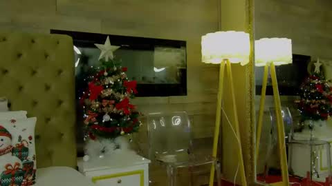 EveHamilton online show from December 2024 11:24:02 PM