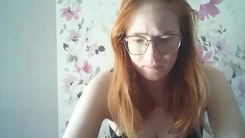 Snapshot of eveliina_shy chatting on March 2026 11:05:01 AM Evelina online show from March 2026 11:05:01 AM