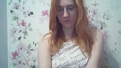 Snapshot of eveliina_shy chatting on March 2026 02:54:02 PM Evelina online show from March 2026 02:54:02 PM