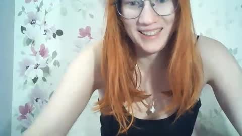 Snapshot of eveliina_shy chatting on May 2026 02:13:02 PM Evelina online show from May 2026 02:13:02 PM
