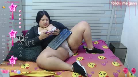 evelin zaens online show from January 2025 10:29:02 AM