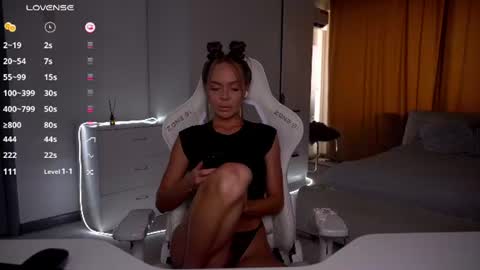 Evelina online show from July 2026 01:17:02 PM