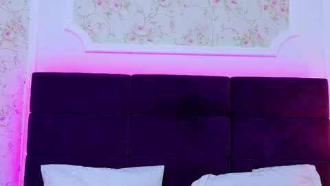 Snapshot of evelinhill chatting on February 2026 05:06:01 AM EvelinHill online show from February 2026 05:06:01 AM