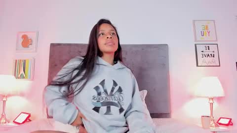 evelyn ebony online show from January 2025 09:33:01 AM