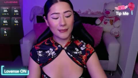 Evelyn online show from November 2025 10:56:02 AM