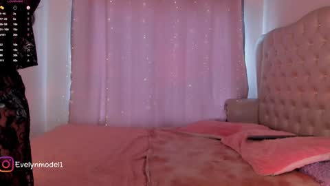 evelyn evelyn online show from January 2025 05:51:01 PM