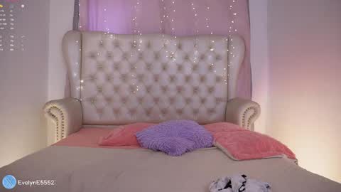 evelyn evelyn online show from May 2026 03:07:01 PM